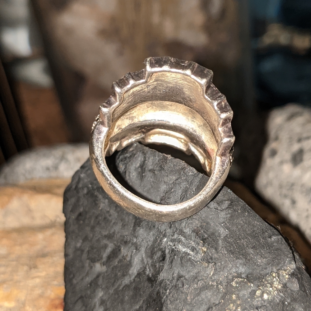 Silver Ring - Picture 3 of 3